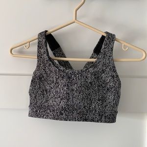 Lululemon sportsbra